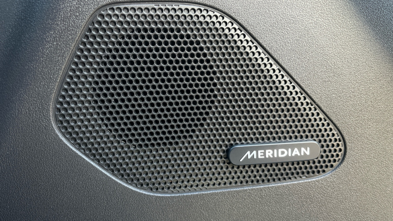 Jaguar F-Pace 2.0d [240] Chequered Flag 5dr Auto AWD Diesel Estate